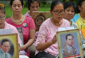 Outpouring of support for `unstable` Thai King